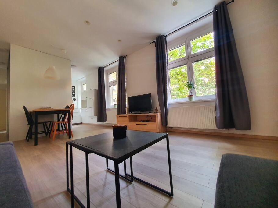 Lovely & Unique Apt In The Historic Center. Bratislava Exterior foto