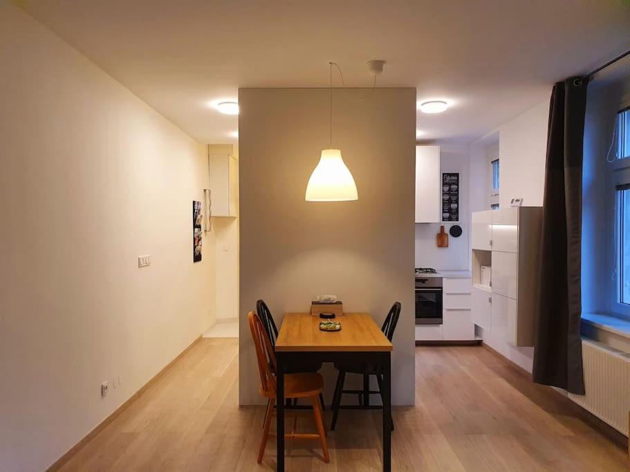 Lovely & Unique Apt In The Historic Center. Bratislava Exterior foto